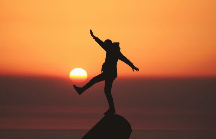 6 Easy Ways To Balance Blood Sugar And Improve Your Wellbeing